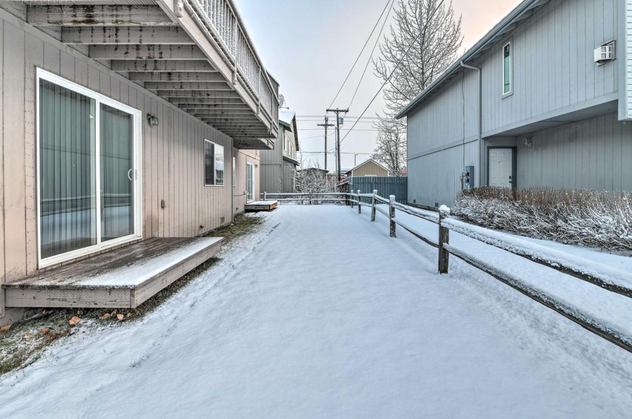 Cozy Anchorage Townhome Less Than Half Mile To Jewel Lake! Exterior foto